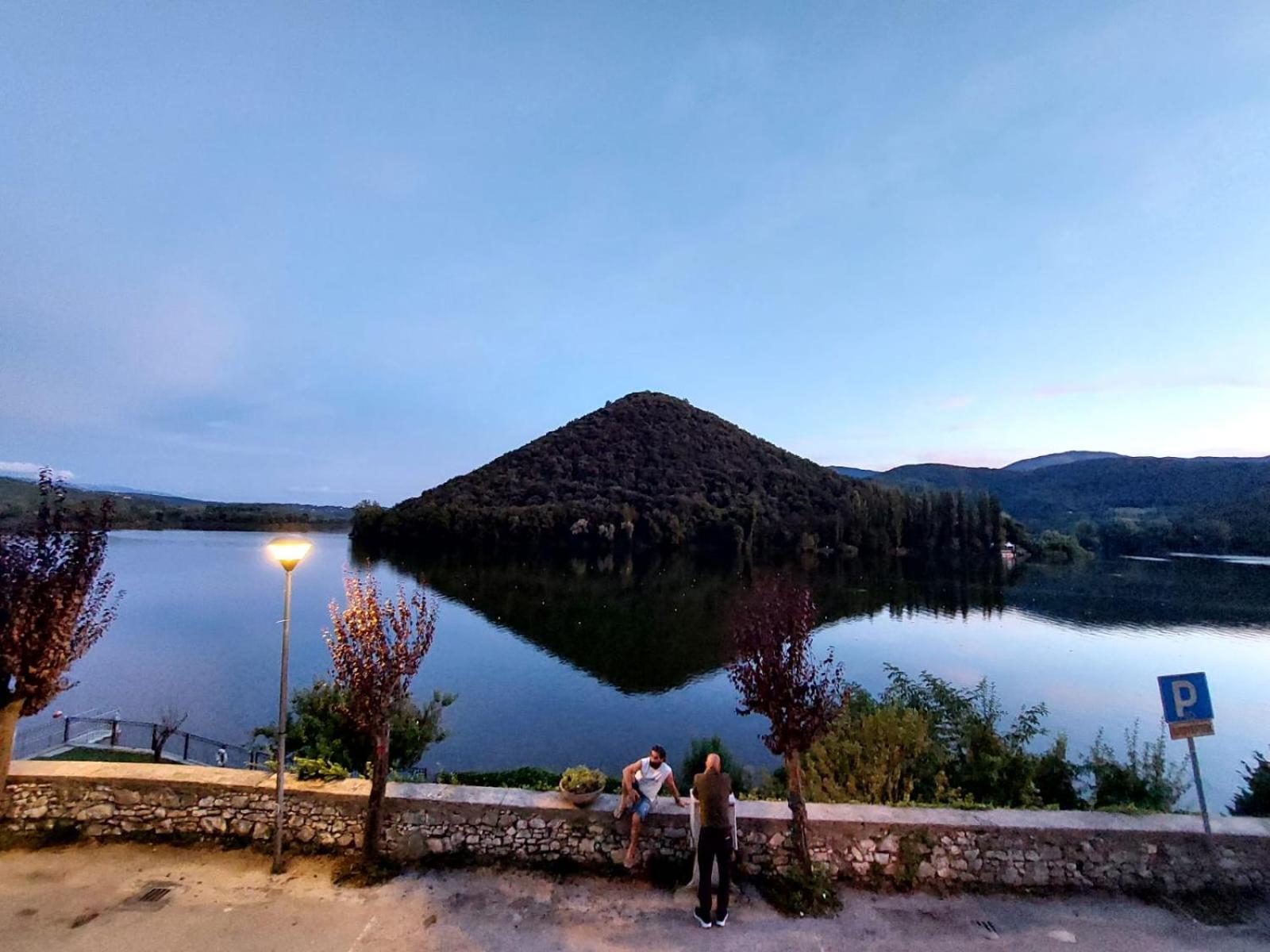 Le Finestre Sul Lago Piediluco Dış mekan fotoğraf